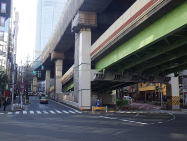 東京首都高速六本木の橋梁・支承