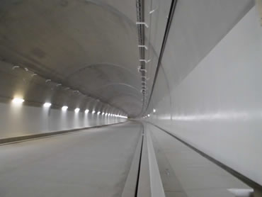 新名神トンネル