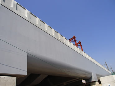 JR東日本高架橋塗装施工事例